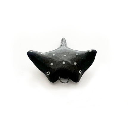 Ceramic Stingray Pendant - Black
