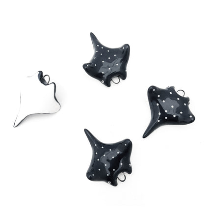 Ceramic Stingray Pendant - Black