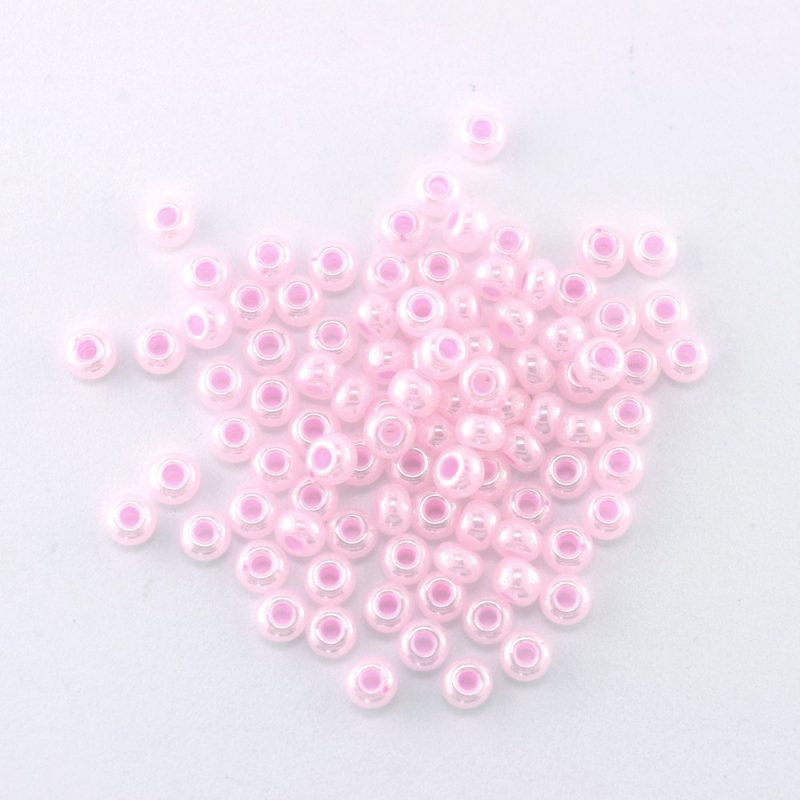 Size 9/0 Seed Beads 4965 Light Pink Pearl - Image 2