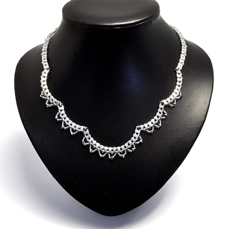 Vintage style lace necklace in the silver colourway