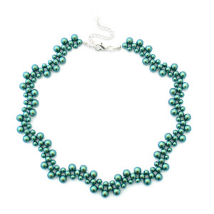 Pearlescent Peacock Vintage Style Pearl Necklace Kit