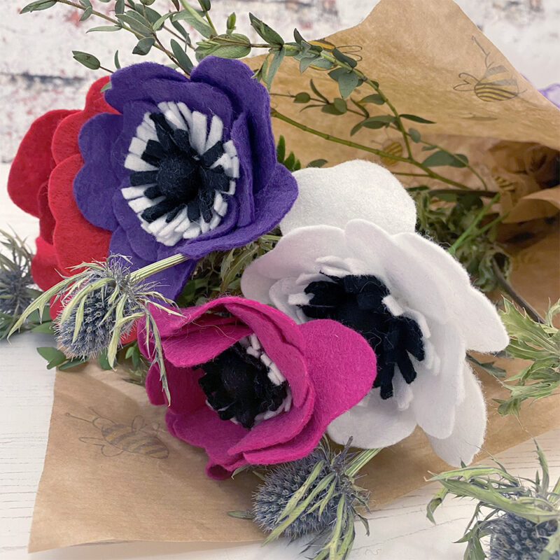 Felt flower Kit - Anemones example