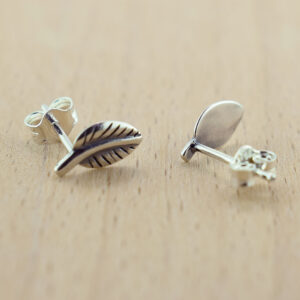 Sterlinig Silver leaf ear studs