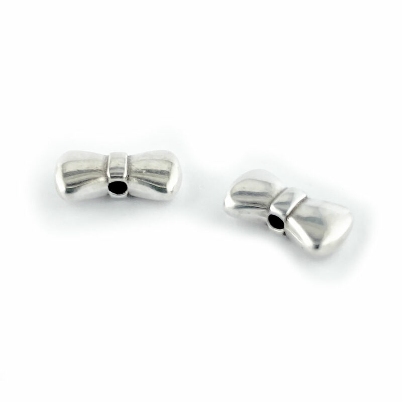 Bow tie beads