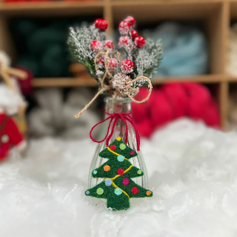 Christmas tree needle felting kit example