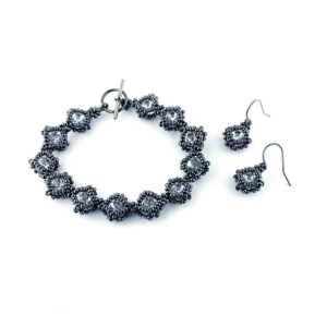Crystal & Hematite - Netted Rivoli kit